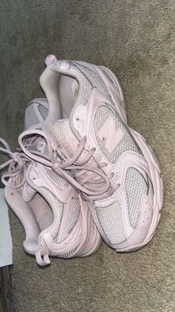 Soft Pink New Balance- Size 7.5M/9W