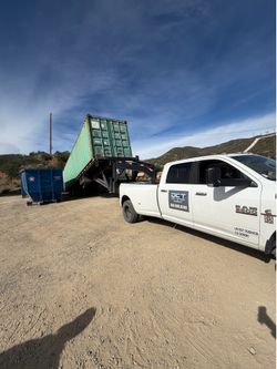Hand pick your containers today, local container yard in Hesperia