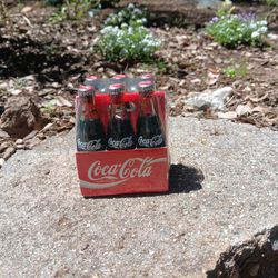 Vintage Minature Coca Cola Six Pack 