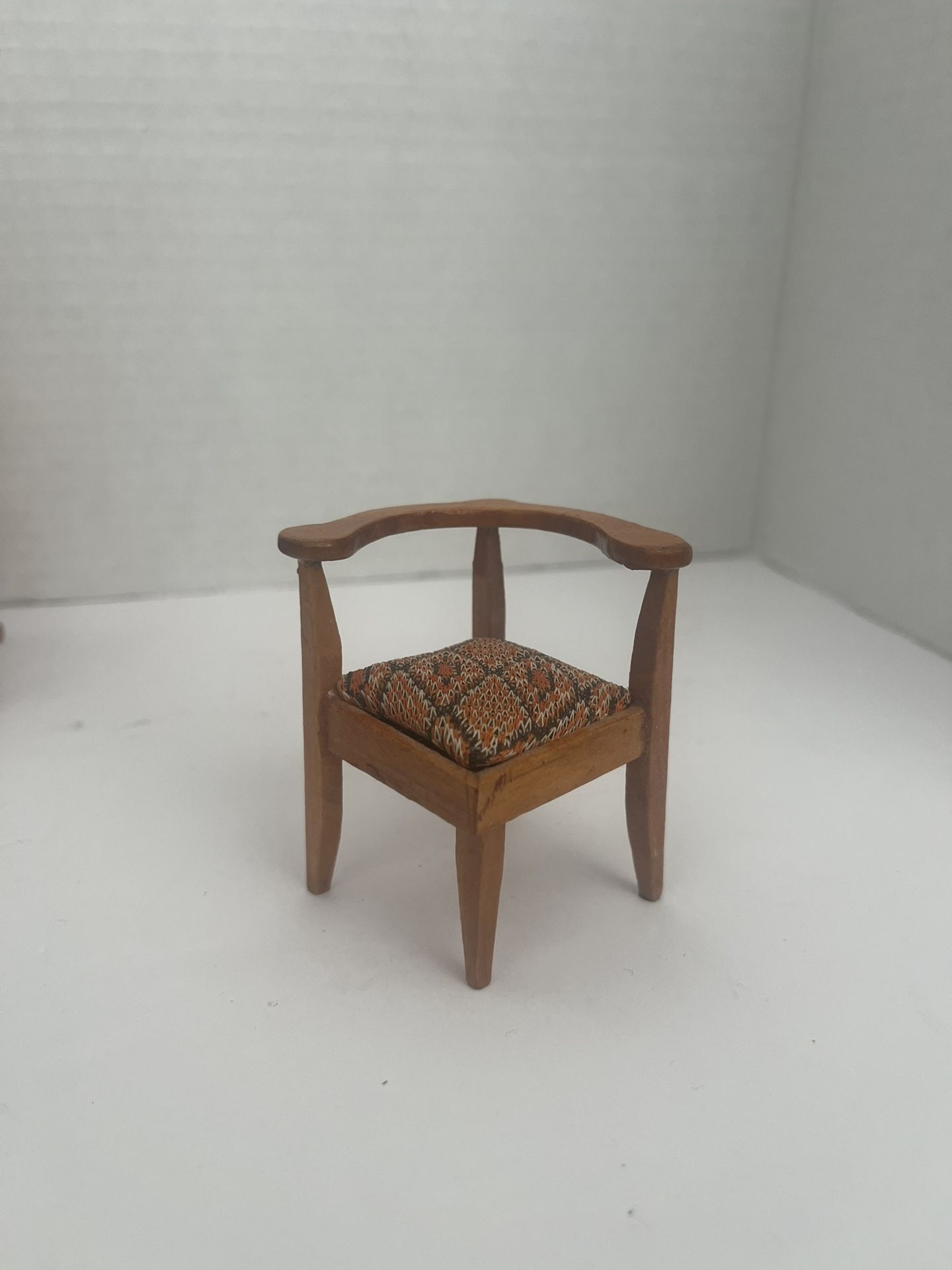 Dollhouse Miniatures Vintage Sonia Messer Corner Chair Gold Velvet