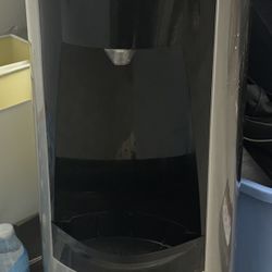 Water Dispenser