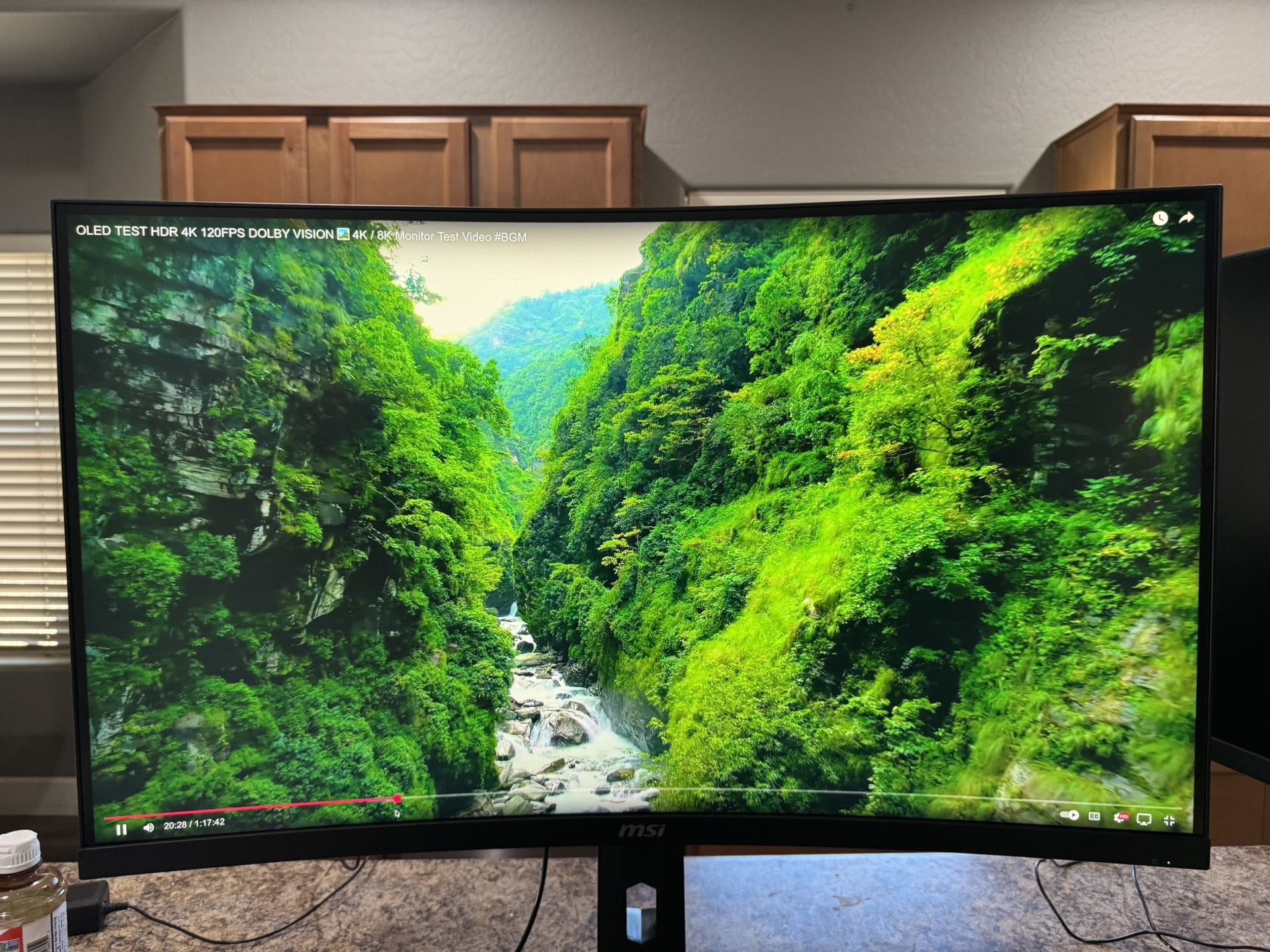 MSI OPTIX MAG 32” 2k curved monitor 1440p