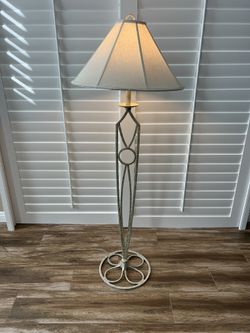 Beautiful Vintage Floor Lamp