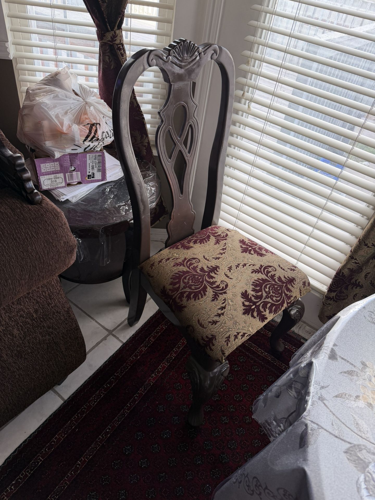 Brand New Luxury Couches And Tables/curtains