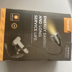 New - LED UVA UVB 10.0 Reptile Lamp w 360° Rotatable Hose & Switch for Tropical Tortoises, Lizards, Chameleons & Amphibians - 3 Available