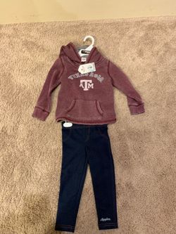 Brand new with tags Texas AM outfit
