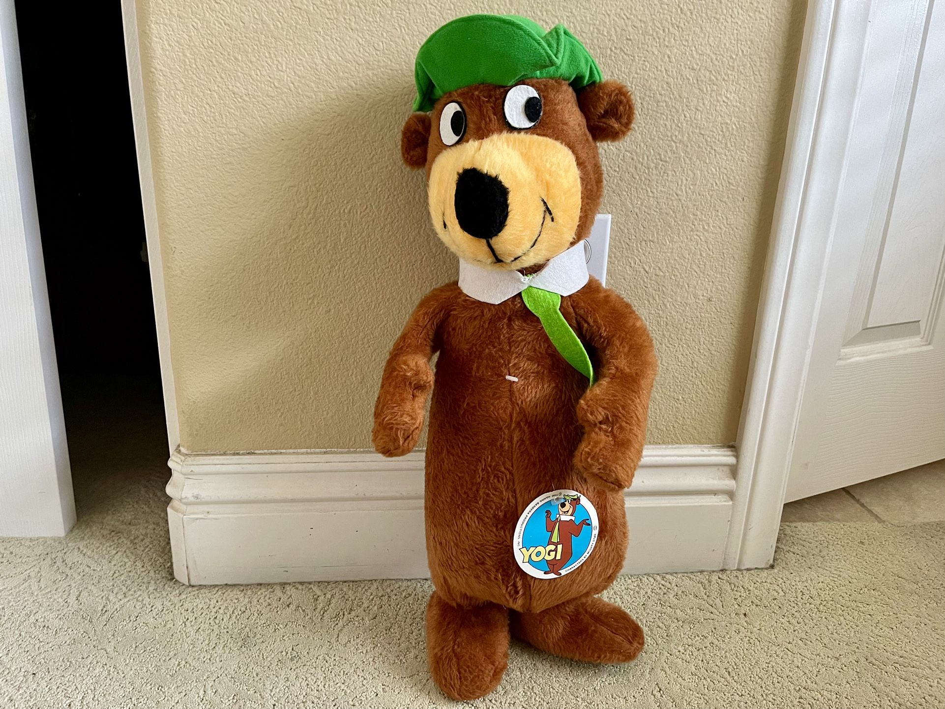 Vintage 1980 Yogi Bear With Hat Medium Plush 23" Tall Hanna Barbera Mighty Star