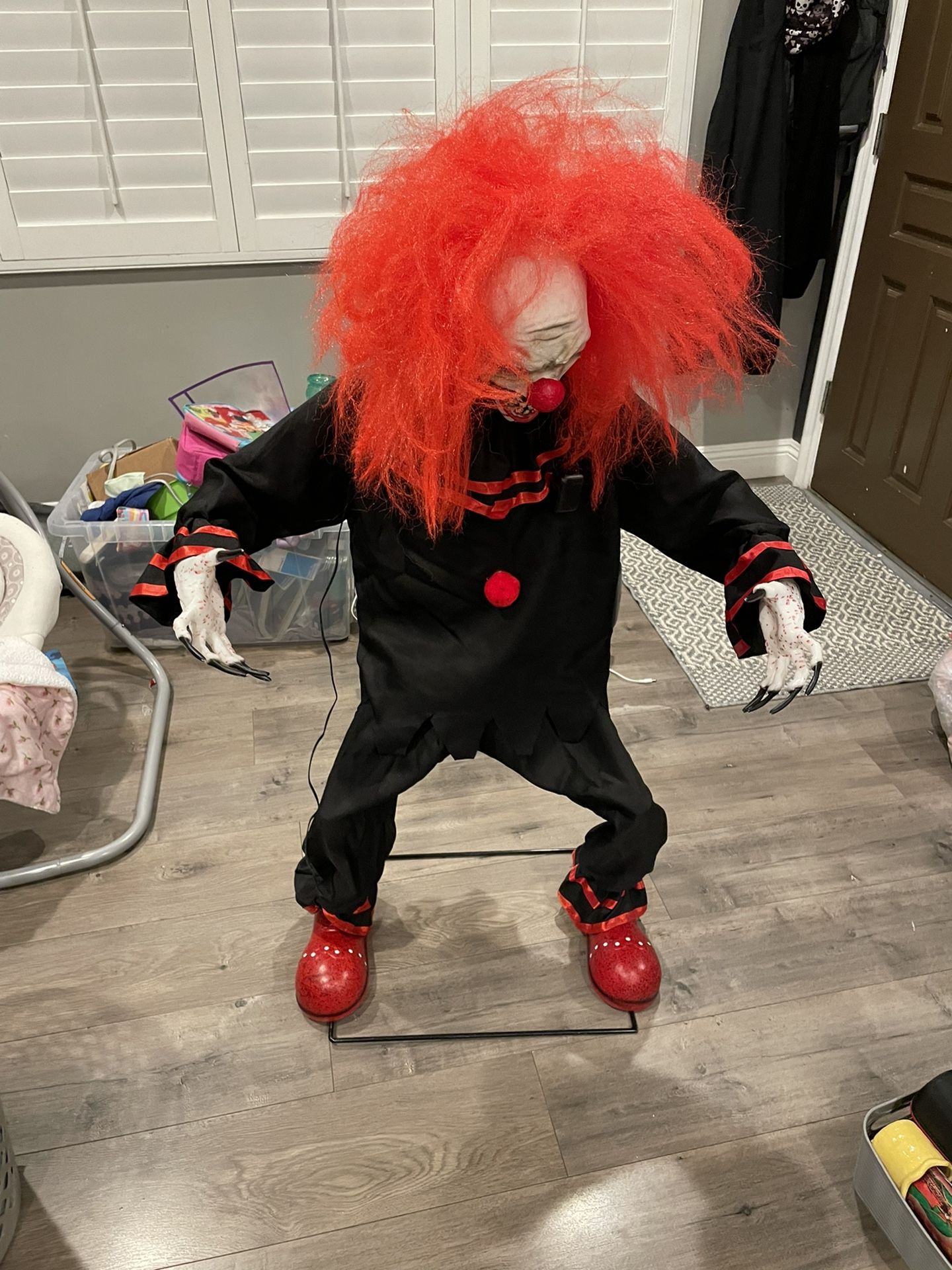 Sprit Halloween 4 Ft Young Crouchy Animatronic for Sale in Whittier, CA
