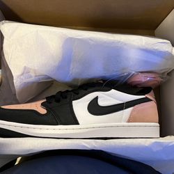 Jordan 1 Low OG Bleached Coral 