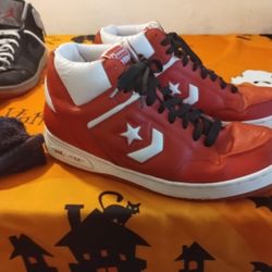 Converse Weapons Size 13 Like New But A Little Damage Basketball Shoes High Top 