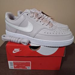 Nike Court Vision Womens 9.5