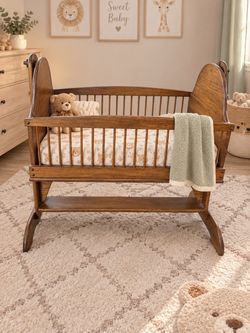 Rocking baby Crib