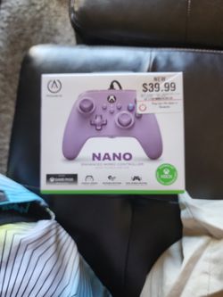 SERIES XS CONTROLLER W/ 1 MONTH GAMEPASS ULTIMATE SUBSCRIPTION 