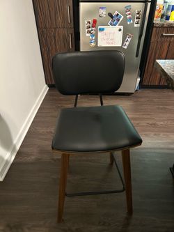 Single Bar Stool (Black)