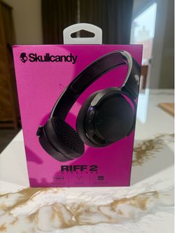 Skullcandy headphones