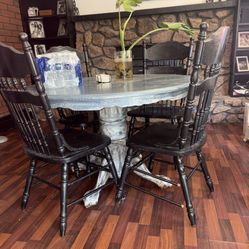 Table And Chairs 
