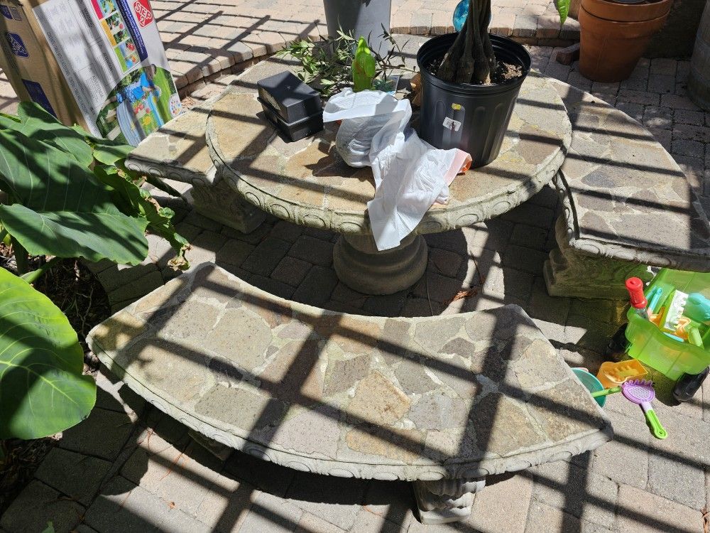Free Table And Benches