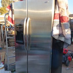 Maytag,  House Hod Refrigerator 