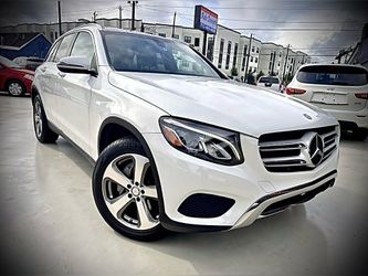 2017 Mercedes-Benz GLC 300