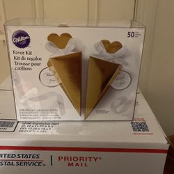 Wilton Favor Kits