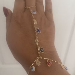 Beautiful ring bracelet eye ring made