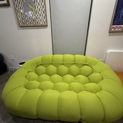 Boneless Honeycomb Couch