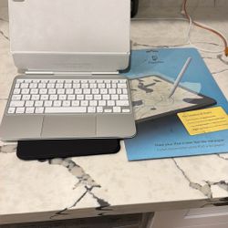 iPad M4 Keyboard 11”