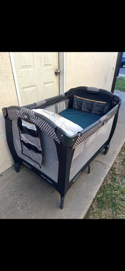 GRACO PLAY PEN