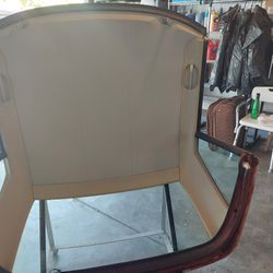 Mercedes 107 Body Top And Stand