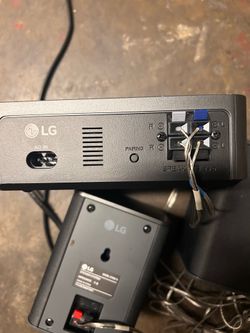 LG SPQ8-S Wireless Rear Speakers