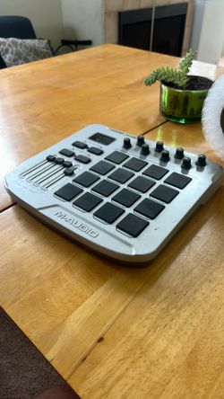 M-audio Trigger finger