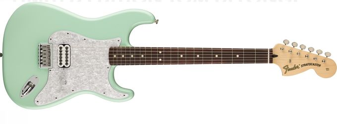 Limited Edition Tom Delonge Stratocaster 
