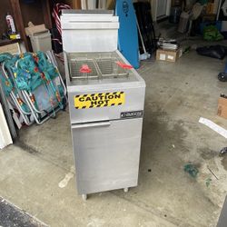 Dukers Deep Fryer 2 Baskets 