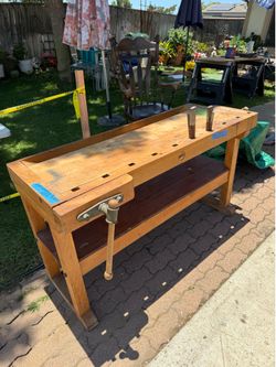 Very nice, Woodworking Bench