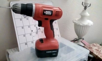 Black and Decker Drill 12 V
