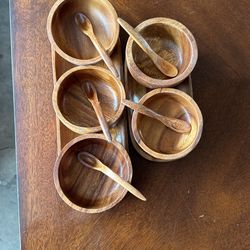 2 Sets Of Wooden Bowls