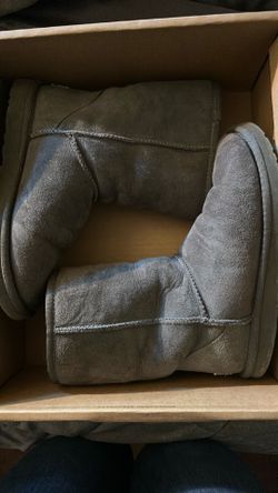UGG CLASSIC SHORT GREY