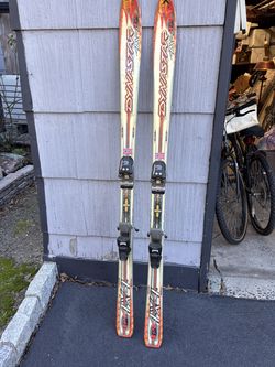 Dynastar 4x4 Downhill Skis with Step In Bindings – will need waxing