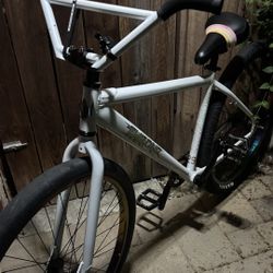 THRONE 29ER 