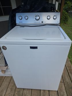Maytag commercial washing machine