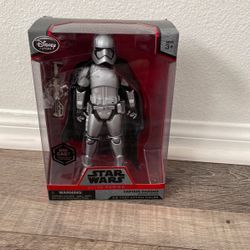 Captain Phasma Elite Series Toy Collectible