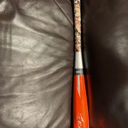 Easton Mako Bat