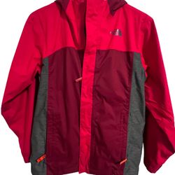 The North Face Boys Dry vent Rain Jacket in Red Size L 14/16