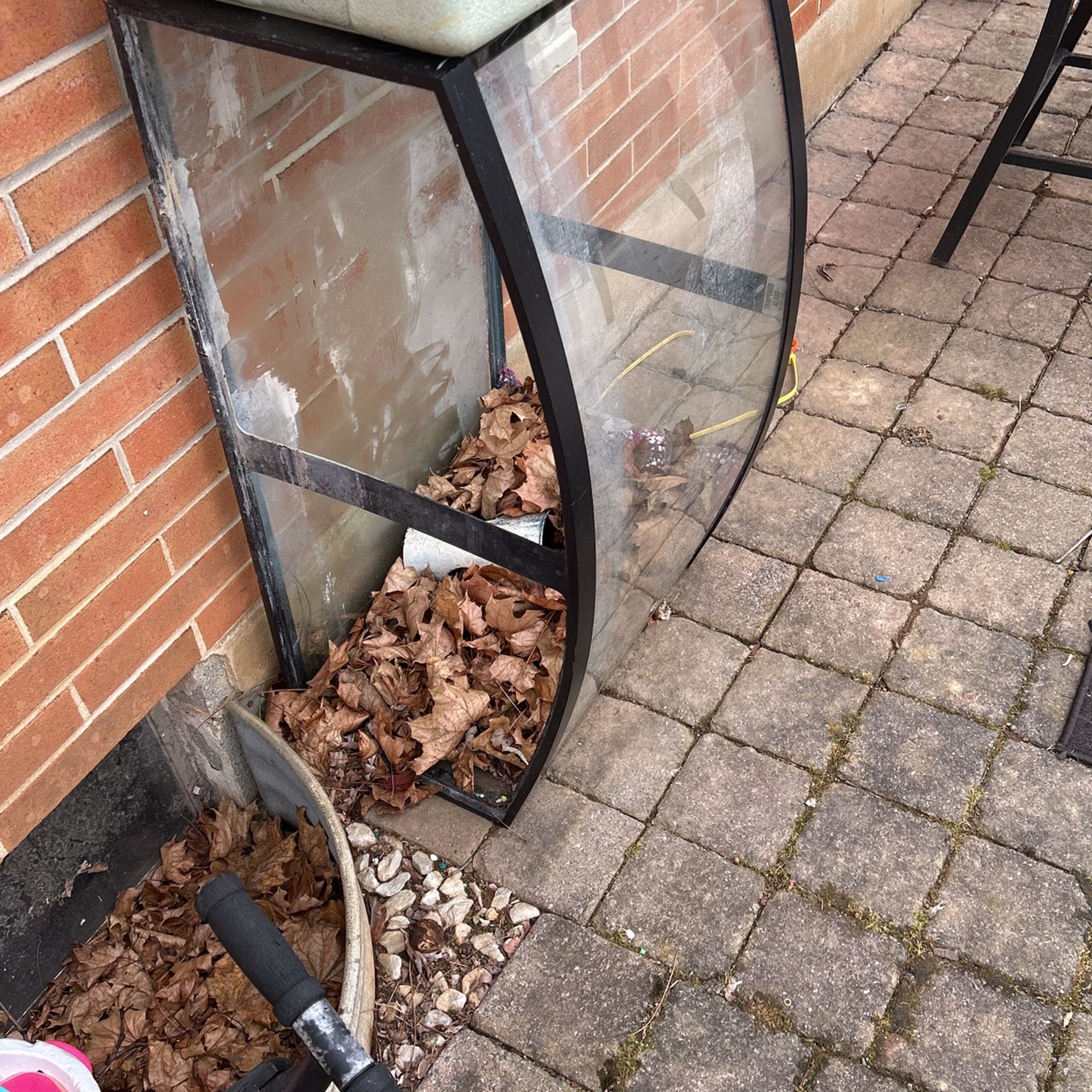 50 Gallon Bow front Fishtank Forsail
