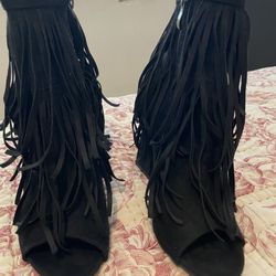 Black Open Boot Shoes With Fringes