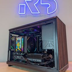 RTX 5080 // Ryzen 9800x3D // 32GB DDR5 // 2TB Gen4 NVMe // WiFi