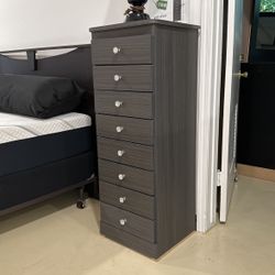 Eight Drawer Dresser Skinny With Diamond Knobs 
