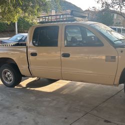  2000 dodge Dakota 