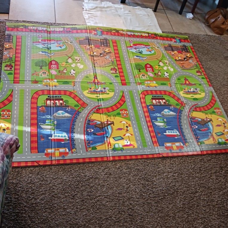 Padded Double Sided Play Mat Must Pick Up Broadway And APACHE BUCKEYE AZ CASH ONLY PLS $35 Firm