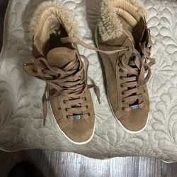Ugg Boots Size 11 Old Navy Jacket Size 2x